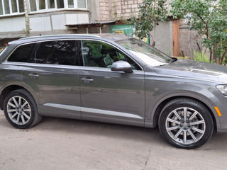 Audi Q7 foto 2