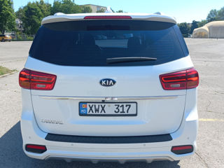 KIA Carnival foto 6