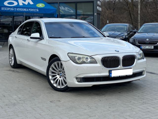 BMW 7 Series foto 4