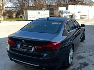 BMW 5 Series foto 3