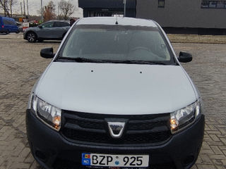 Dacia Logan foto 3