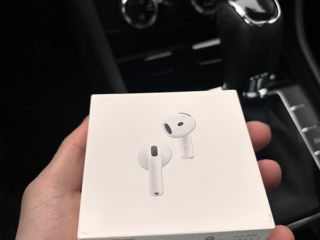 AirPods 4 ANC