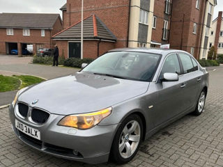 BMW 5 Series foto 3