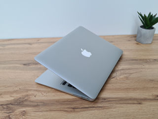 Apple MacBook Air 13 2015 (i5, ram 8Gb, SSD 128Gb) foto 4