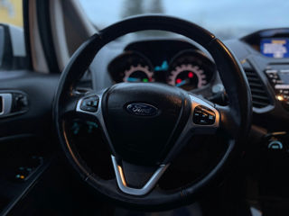 Ford EcoSport foto 13