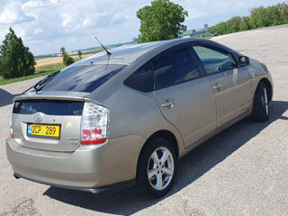 Toyota Prius foto 3