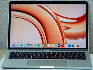 MacBook Pro 13 2017/ Core i5 7360u/ 8Gb Ram/ 128Gb SSD/ 13.3" Retina! foto 2