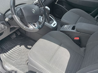 Renault Scenic фото 6