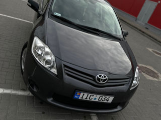 Toyota Auris foto 2