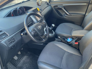 Toyota Verso foto 7