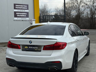 BMW 5 Series foto 4