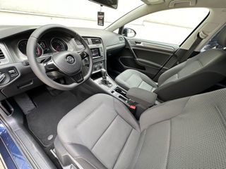 Volkswagen Golf foto 8