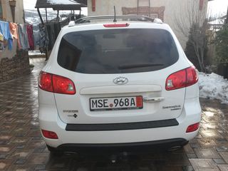 Hyundai Santa FE foto 1