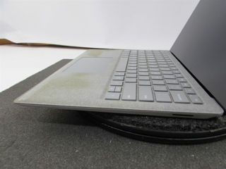 Microsoft Surface Laptop 2 foto 5