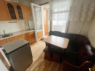 Apartament cu 1 cameră, 32 m², Botanica, Chișinău foto 3