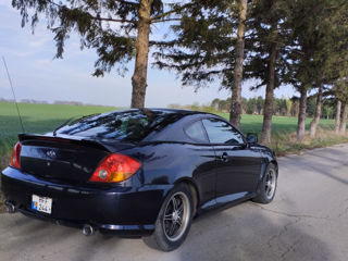 Hyundai Coupe foto 3