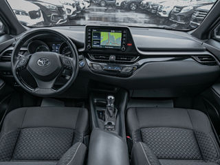 Toyota C-HR foto 7