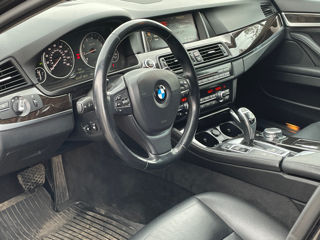 BMW 5 Series foto 8