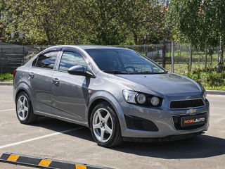 Chevrolet Aveo foto 2