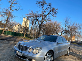 Mercedes E-Class foto 6