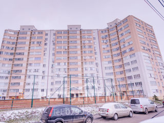 3-х комнатная квартира, 82 м², Чокана, Кишинёв фото 12