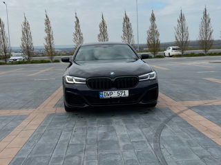 BMW 5 Series foto 3