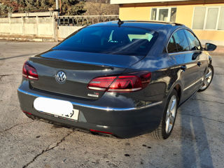 Volkswagen Passat CC foto 2