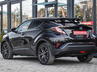 Toyota C-HR foto 5