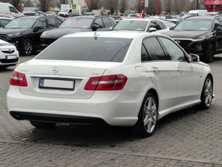 Mercedes E-Class foto 3