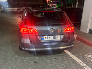 Volkswagen Passat foto 2