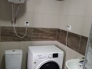 Vind apartament in bloc nou , euro reparat + mobila si tehnica parțial foto 6