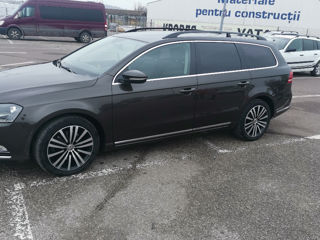 Volkswagen Passat foto 3