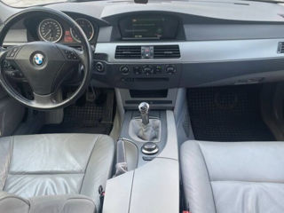 BMW 5 Series foto 6