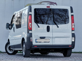 Opel Vivaro foto 4