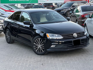 Volkswagen Jetta foto 1