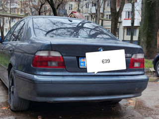 BMW 5 Series foto 5