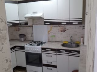 Apartament cu 2 camere, 57 m², Poșta Veche, Chișinău foto 3