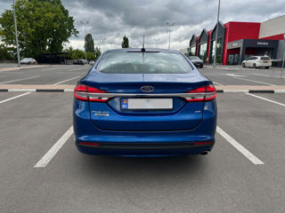 Ford Fusion foto 7