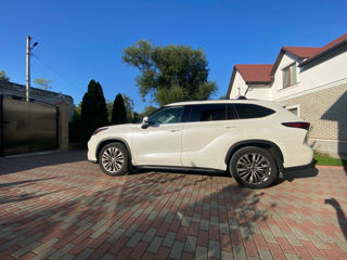 Toyota Highlander foto 2