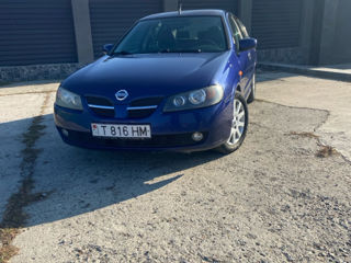 Nissan Almera foto 4