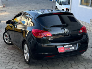 Opel Astra foto 3