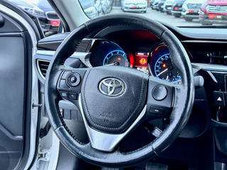 Toyota Corolla foto 13