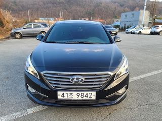 Hyundai Sonata foto 2