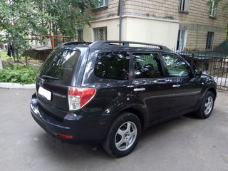 Subaru Forester foto 1