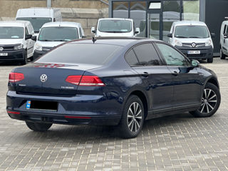 Volkswagen Passat foto 4