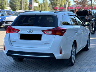 Toyota Auris foto 5