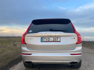 Volvo XC90 foto 9