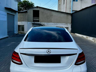 Mercedes E-Class foto 5