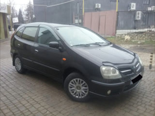 Nissan Almera Tino foto 4