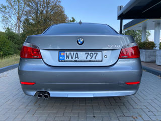 BMW 5 Series foto 6